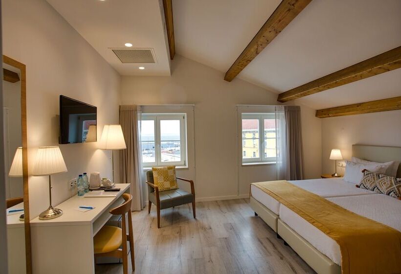 Quarto Superior, Riverside Alfama