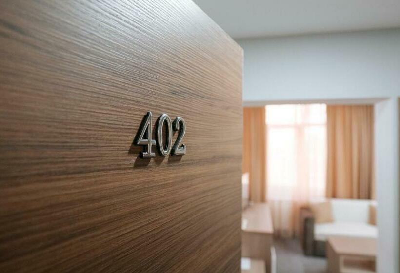 舒适型房间, Tundzha   Renovated!