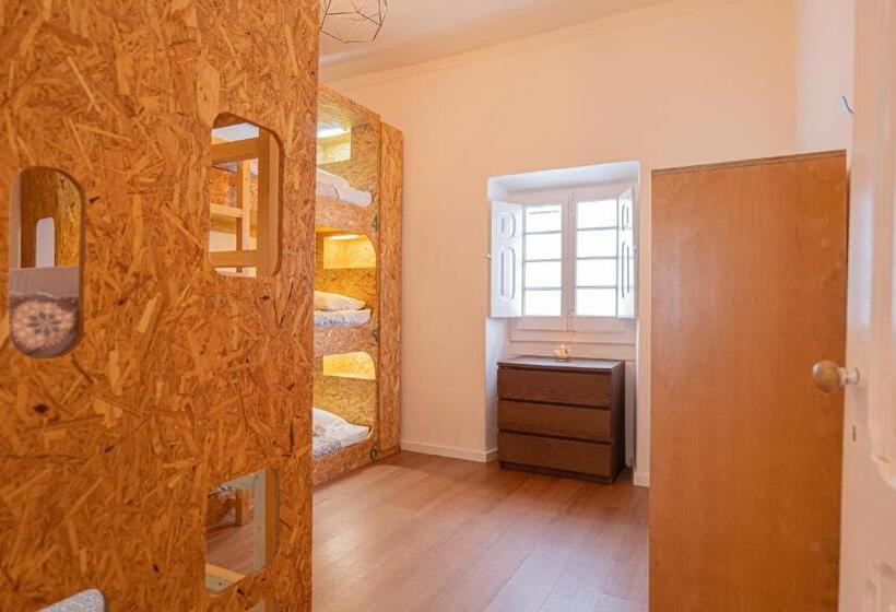 Кровать в Общей Комнате, Olive3 Ericeira