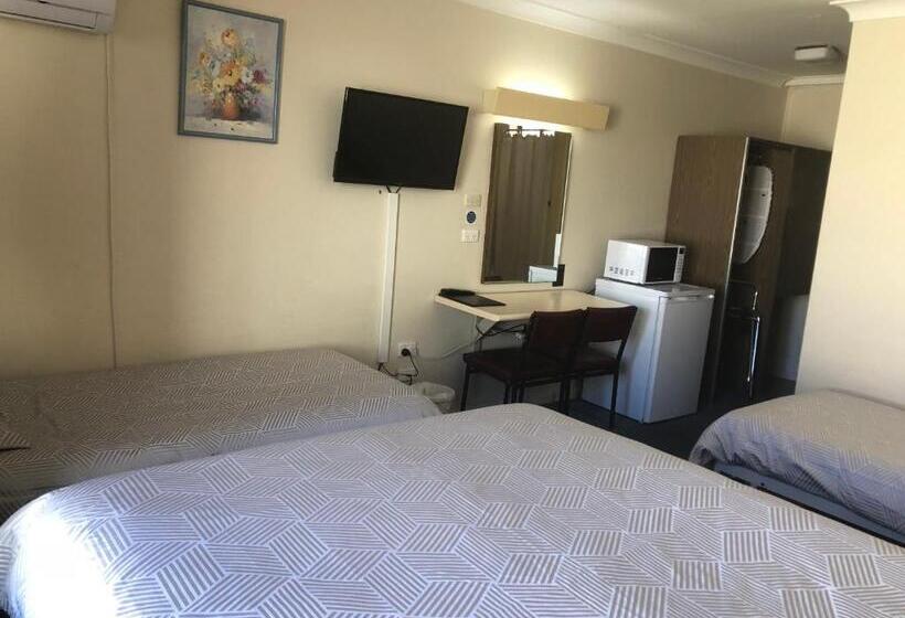 Семейный Номер Классика, Anna Bella Motel Glen Innes