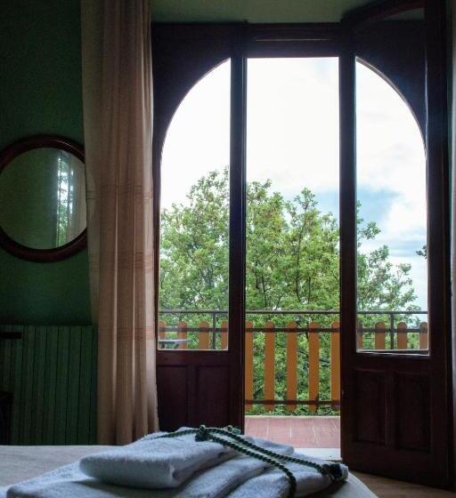 Classic room with balcony, Domus Verdiana