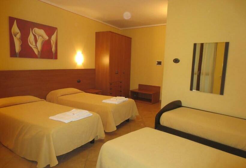 Chambre Quadruple Standard, Albergo Dei Pescatori