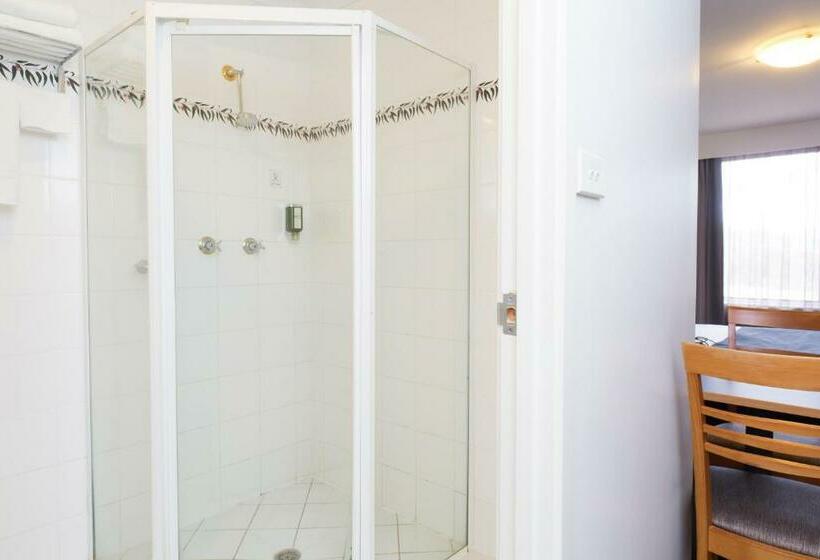 غرفة ديلوكس ذات إطلالة, Alpha Hotel Canberra