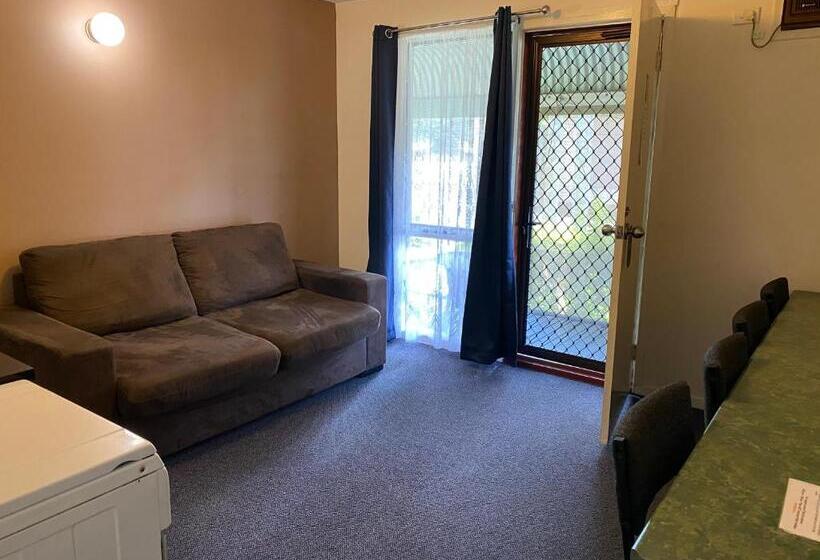 수피리어 룸 퀸 침대, Motel Kempsey