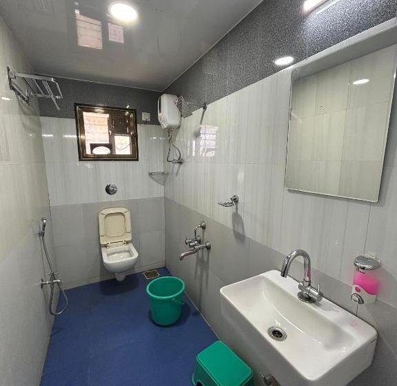 Номер Deluxe, Aaba S Gomantak