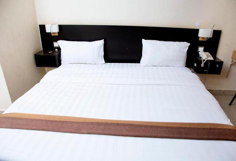 اتاق استاندارد, Ubuntu Palace Hotel   Runati
