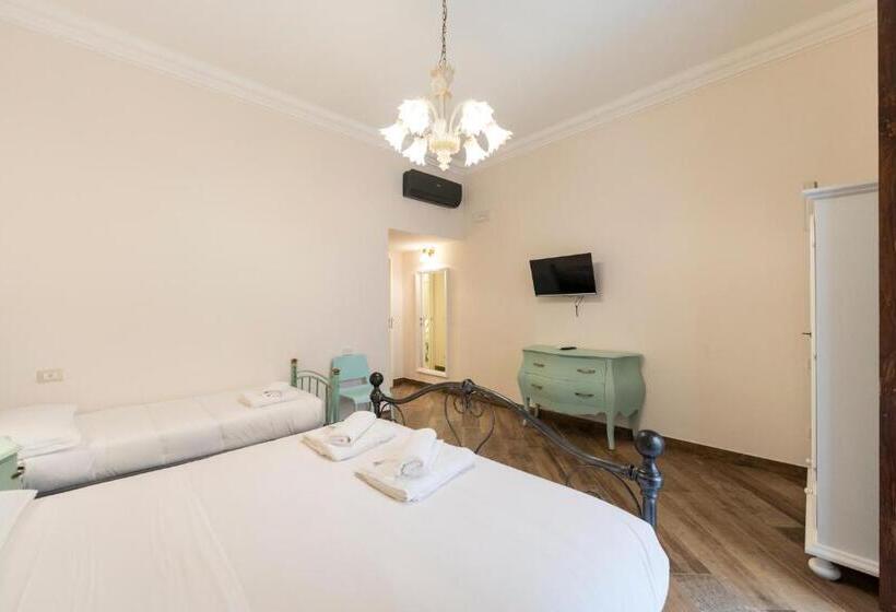 آپارتمان 1 خوابه, Plebiscito Rooms