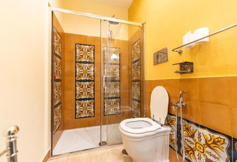 آپارتمان 1 خوابه, Plebiscito Rooms
