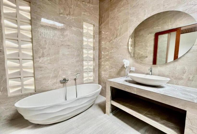 Вилла 2 Спальни, Belvilla Tirta Sari Resort Central Ubud