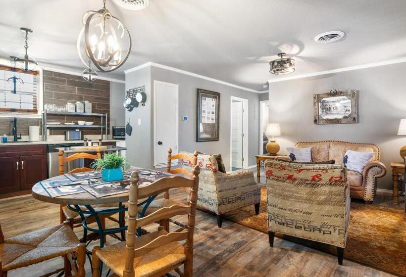 Standard-huone, Salt Block   The Cowboy Suite 4