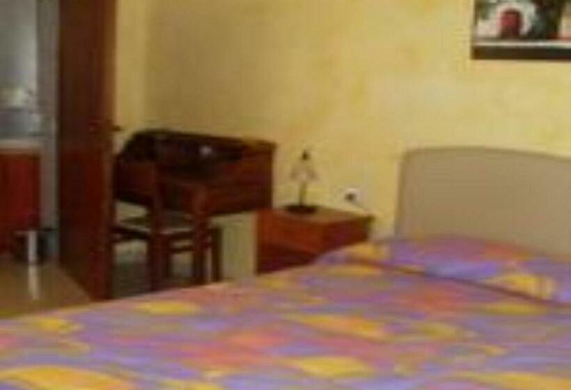 Номер Стандарт, B&b Frammenti D Itria