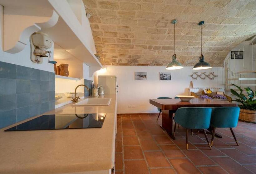 1 Bedroom Deluxe Apartment Sea View, Palazzo De Mori
