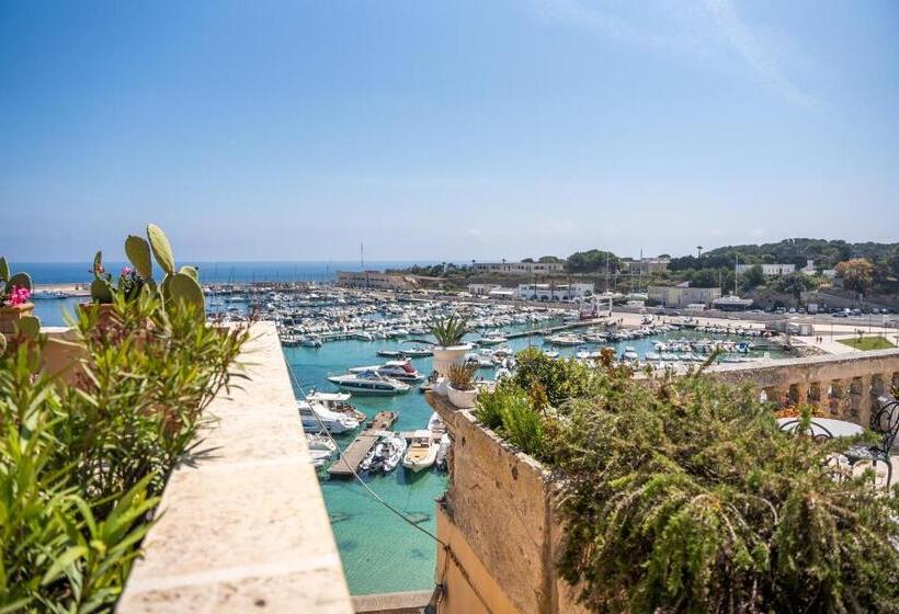 1 Bedroom Deluxe Apartment Sea View, Palazzo De Mori