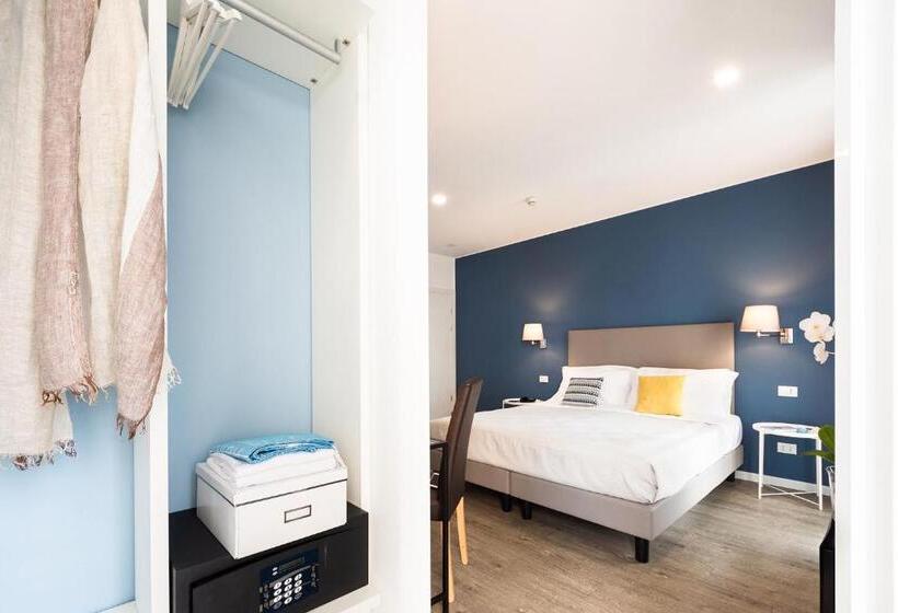 Quarto Superior com Terraço, Aurora