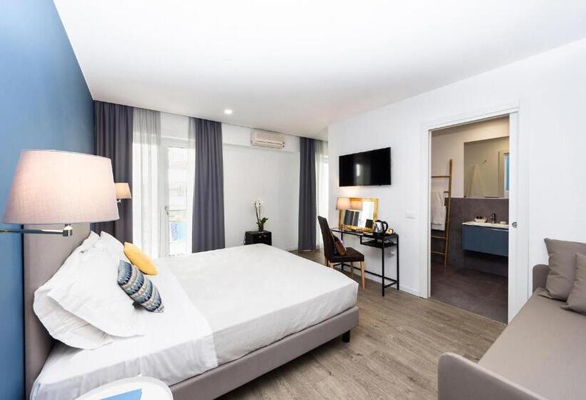 Quarto Superior com Terraço, Aurora