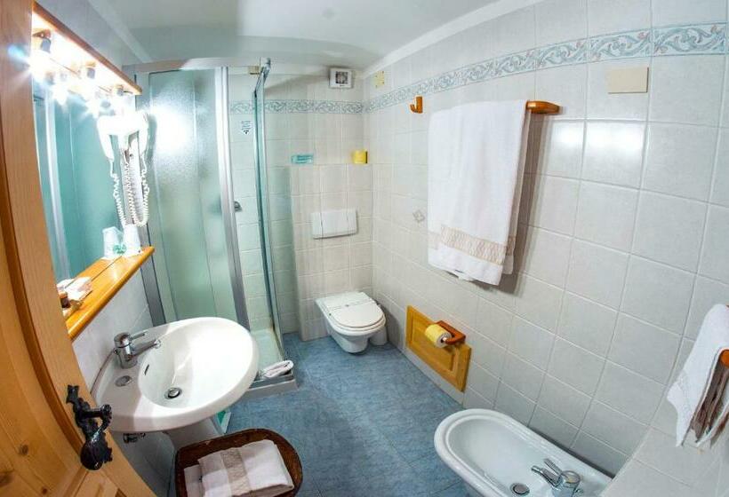 اتاق استاندارد, Gran Baita