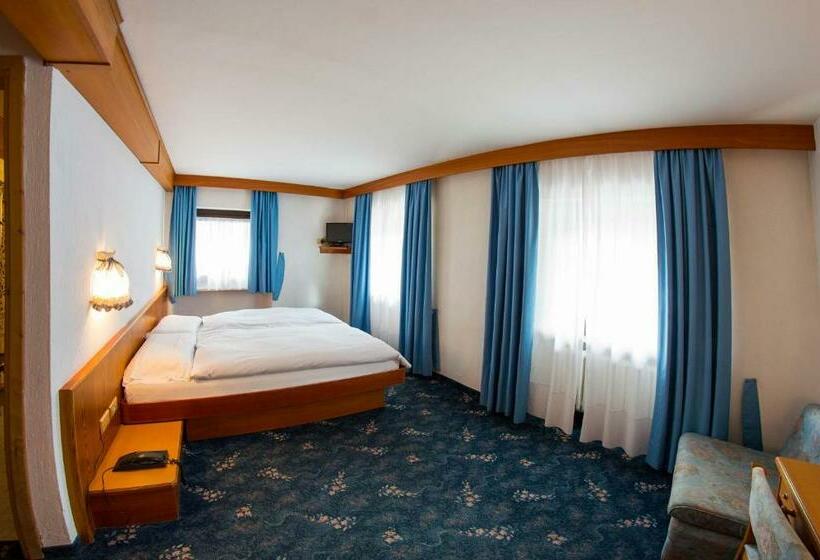 غرفة سوبيريور, Gran Baita