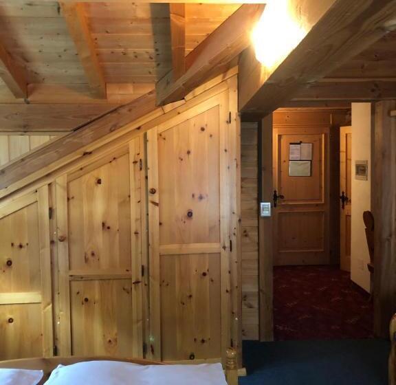 غرفة عائلية, Gran Baita