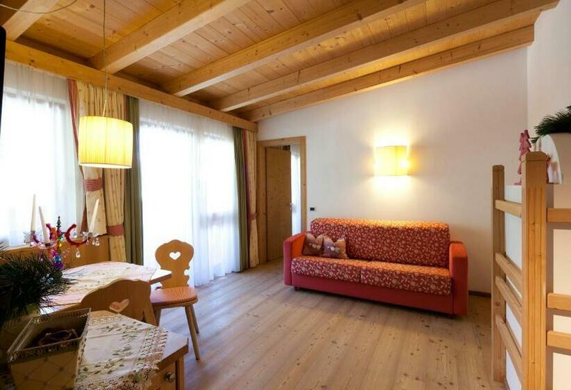 Полулюкс, Mountain Hotel Mezdì