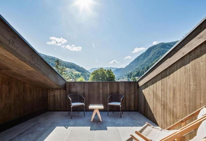 Студия Стандарт, Pra Palmer The Green B&b