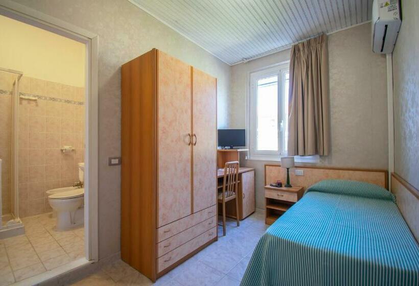 اتاق استاندارد یک نفره, Villa Giada