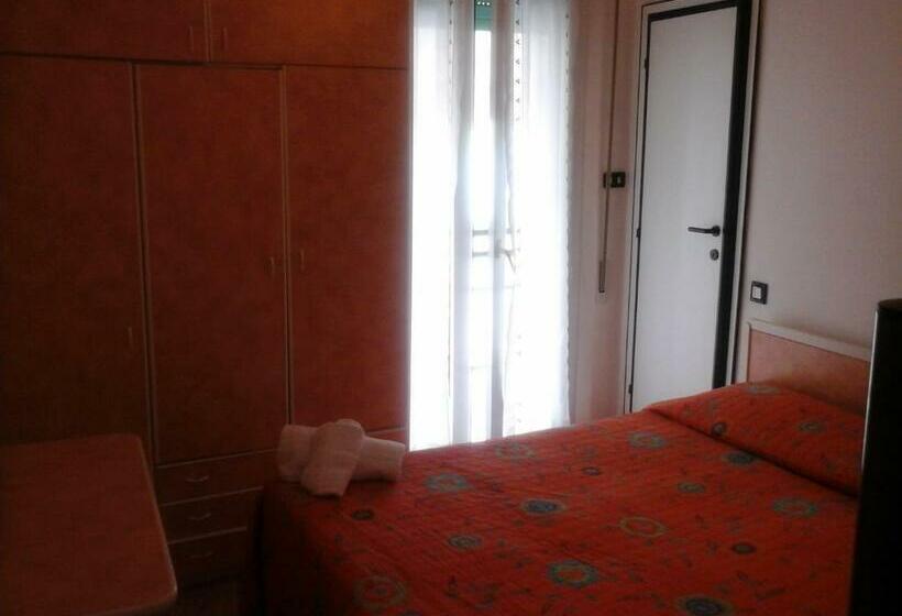 Camera Standard, Villa Lavinia