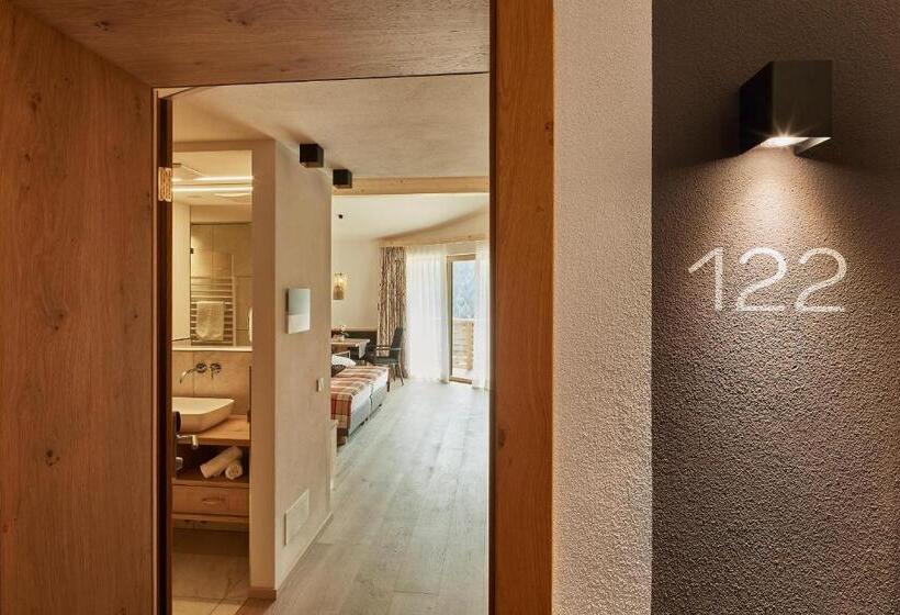 Номер Комфорт, Mountain Hotel Mezdì