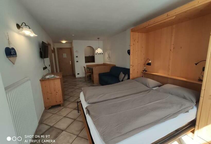 شقة غرفة واحدة, Residence Montebel