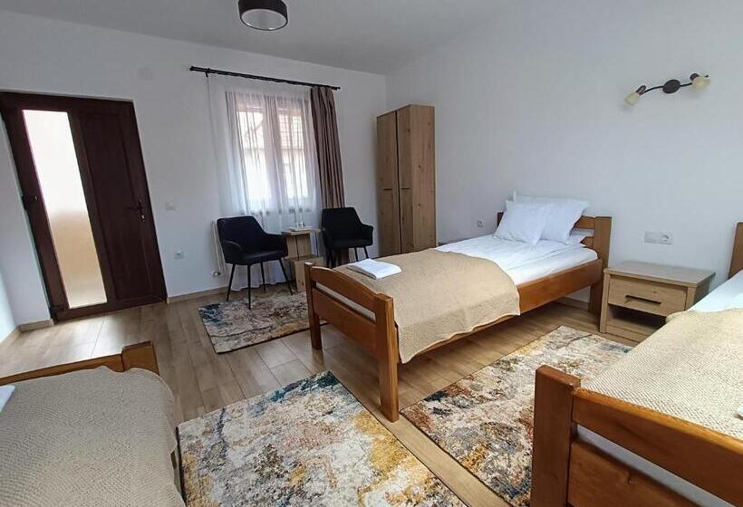اتاق استاندارد سه نفره, Casa De Vacanță Zabpatak Vendégház