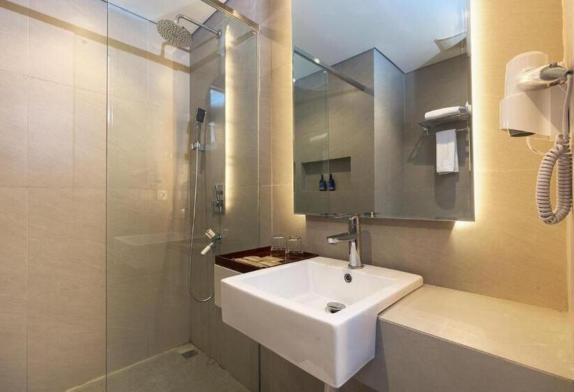 Номер Deluxe Вид на Город, 1o1 Style Yogyakarta Malioboro