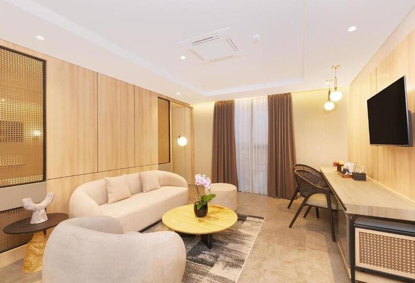 Президентский Люкс, 1o1 Style Yogyakarta Malioboro
