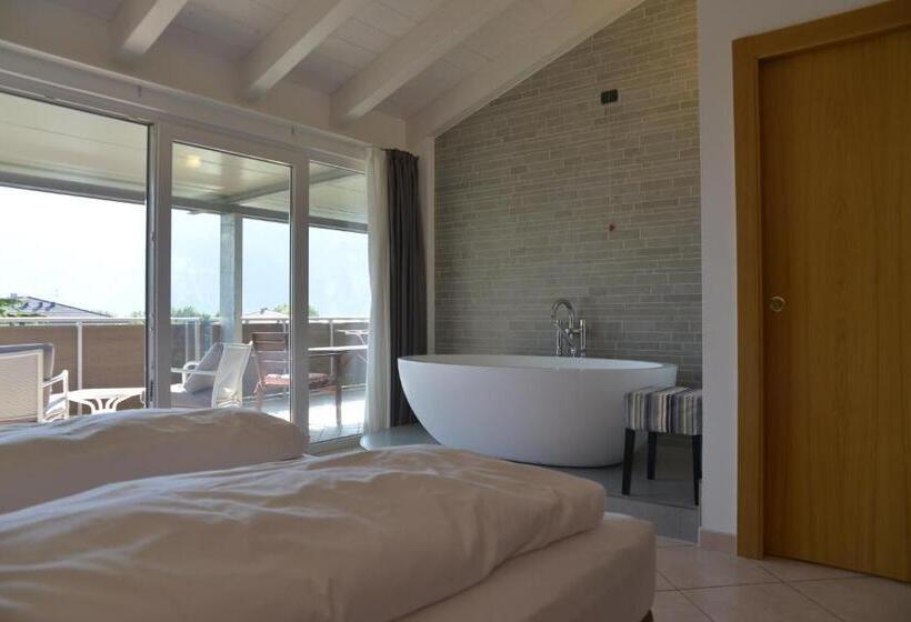 스위트, Villa Franca