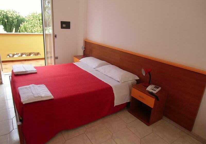 اتاق استاندارد چهار تخته, Villaggio Hotel Club Calanovellamare