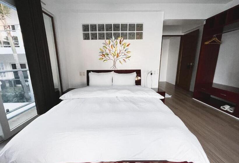 Номер Deluxe Кровать Кинг, Montani Beach Resort Puerto Galera Powered By Cocotel
