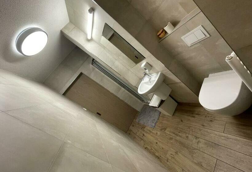 Quarto Estandar Banheiro Compartilhado, Bilíkova Chata   Horský