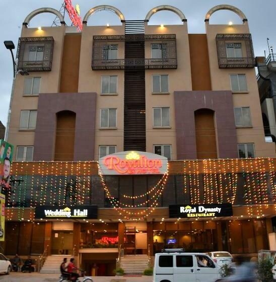 اتاق استاندارد, Royalton