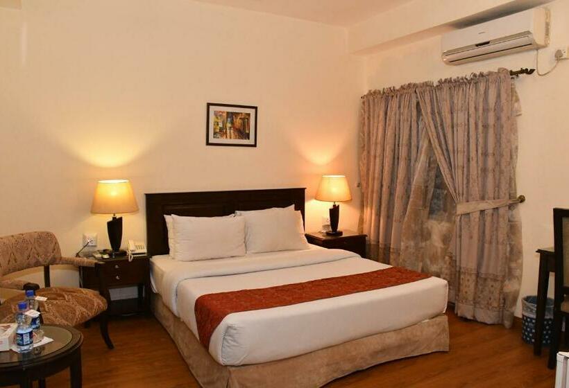 اتاق استاندارد, Royalton