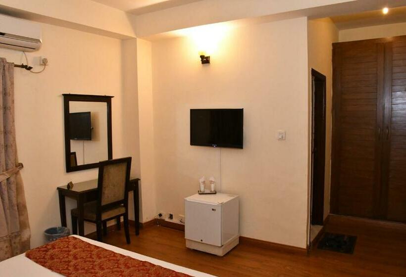 اتاق استاندارد, Royalton