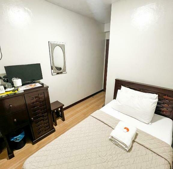 Номер Deluxe, Stone House Hotel Manila