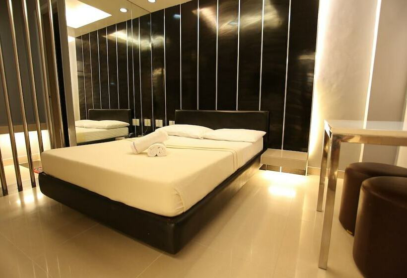 اتاق لوکس, One Serenata Hotel Bacao