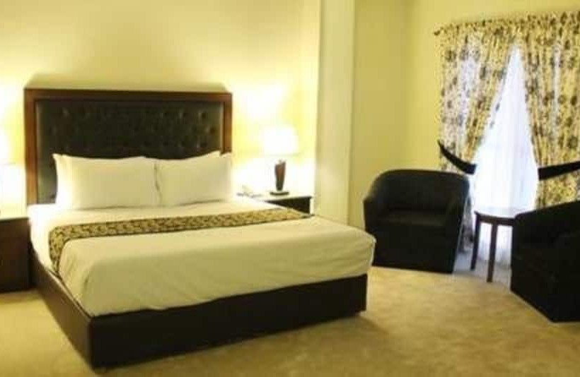 اتاق لوکس, Royalton