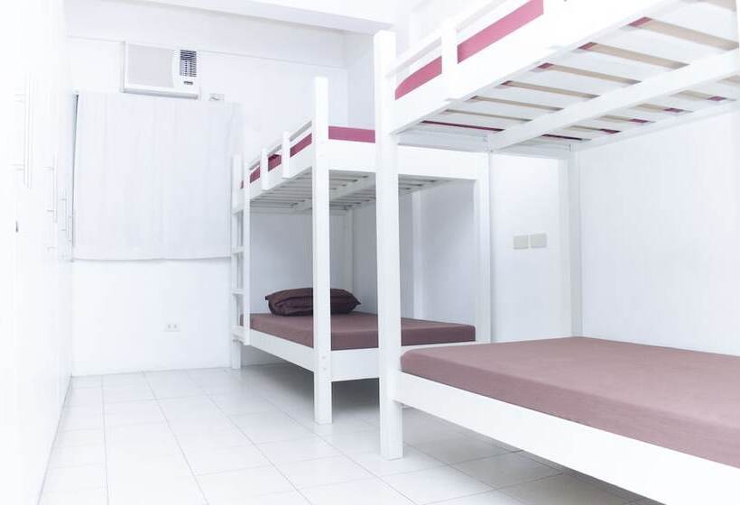 Cama em Quarto Compartilhado, Tarasa Hostel