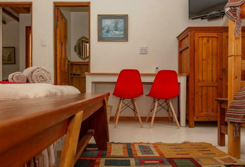 اتاق استاندارد چهار تخته, 10 Alexander B&b