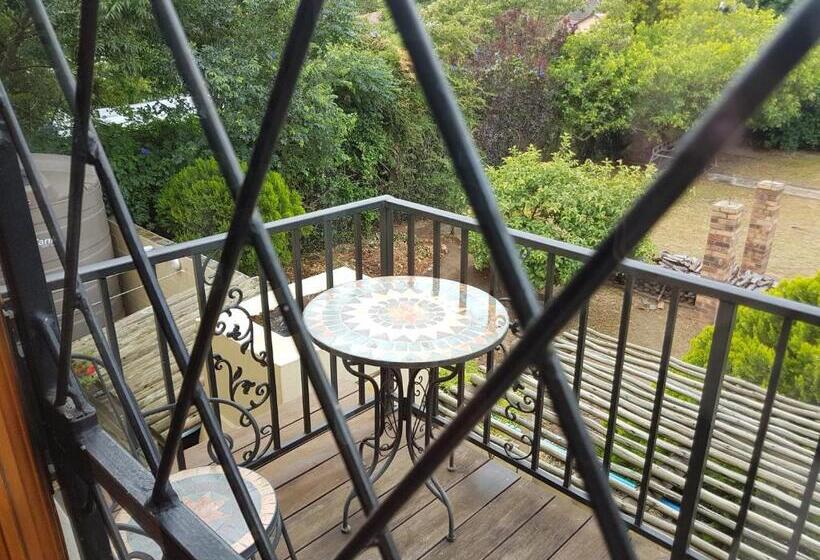 اتاق استاندارد, 10 Alexander B&b