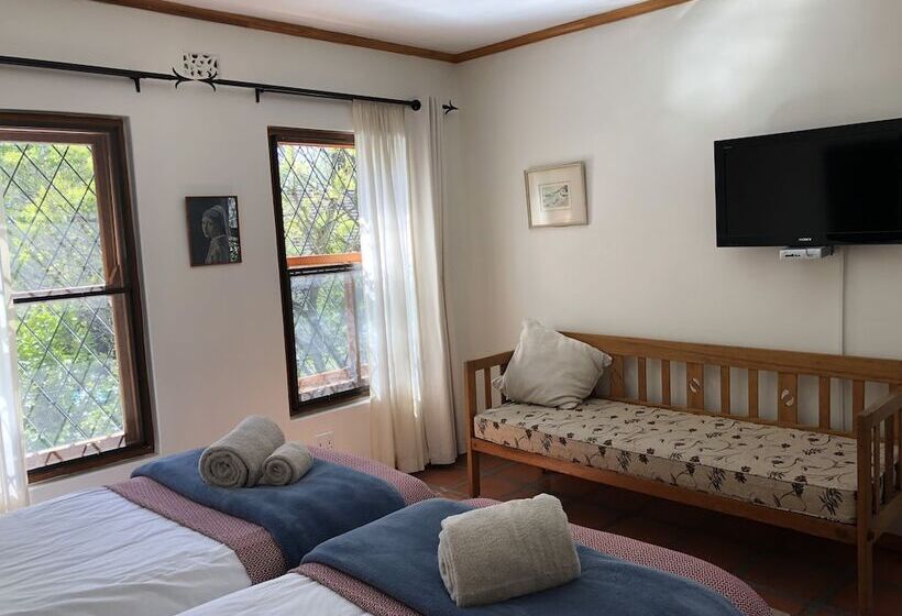 اتاق استاندارد, 10 Alexander B&b
