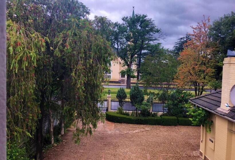 آپارتمان 1 خوابه با چشم‌انداز, 10 Alexander B&b