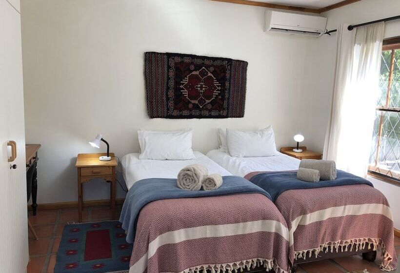اتاق استاندارد, 10 Alexander B&b