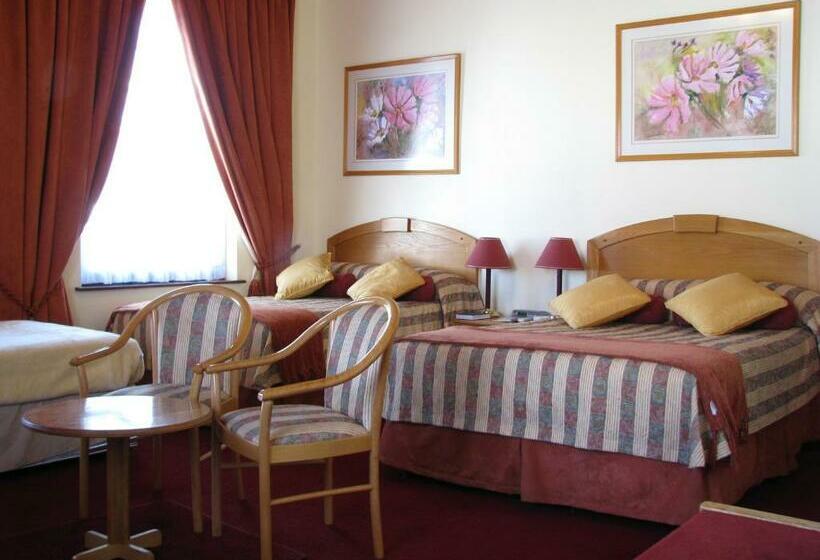 Семейный Номер, Laings Lodge