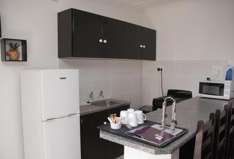 Номер Стандарт, Laings Lodge