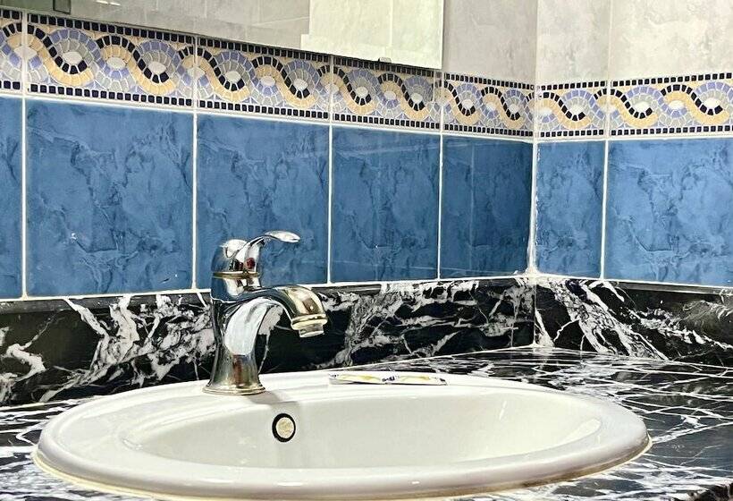 스탠다드 트리플 룸, Hôtel Plaisance